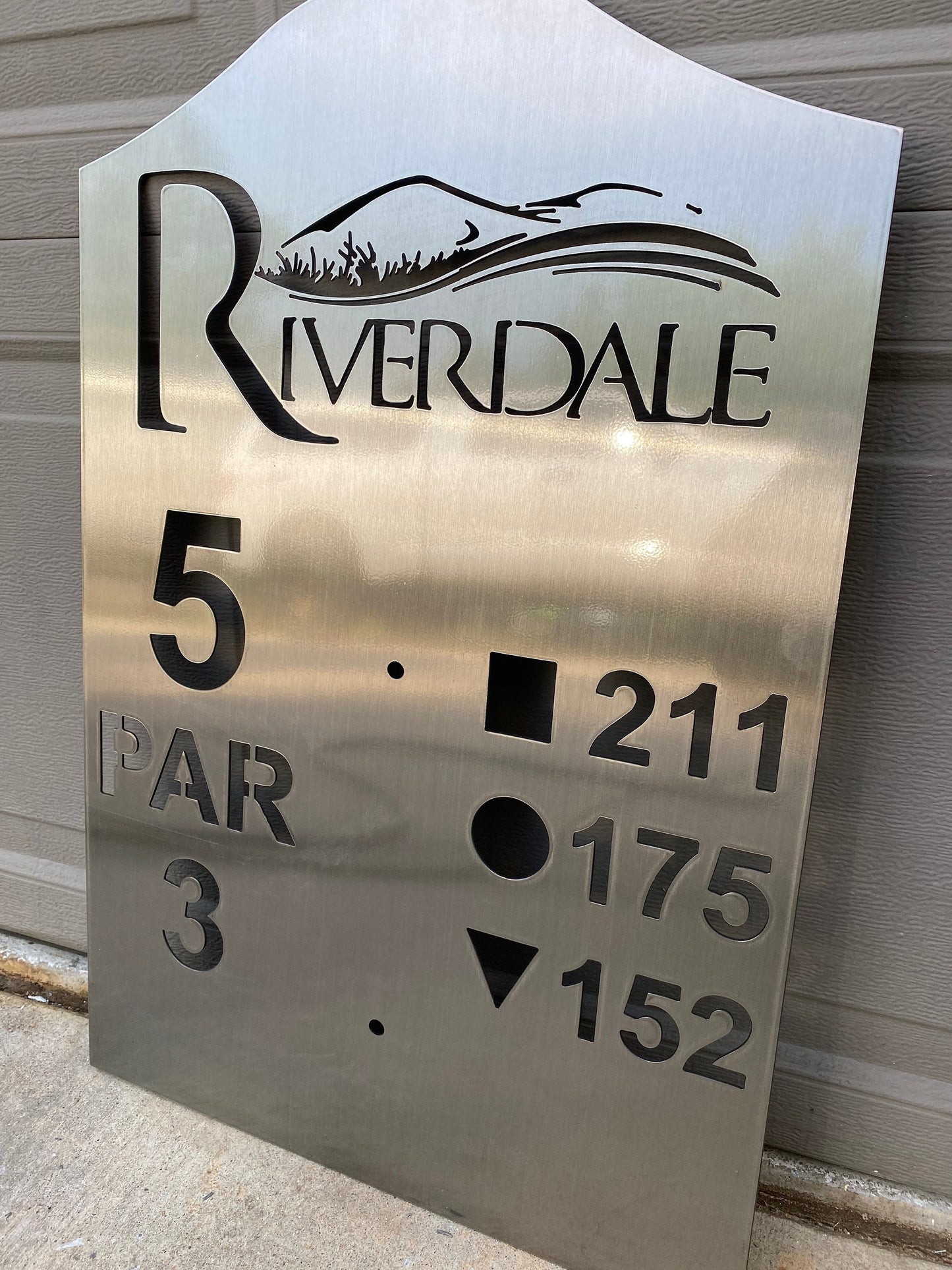 Golf Course Signage, Tee Signs, Custom, Golf, Signage, Hole signage, Golf Courses, Tee Markers